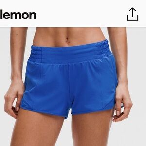 Lululemon Hotty Hot 2.5” shorts